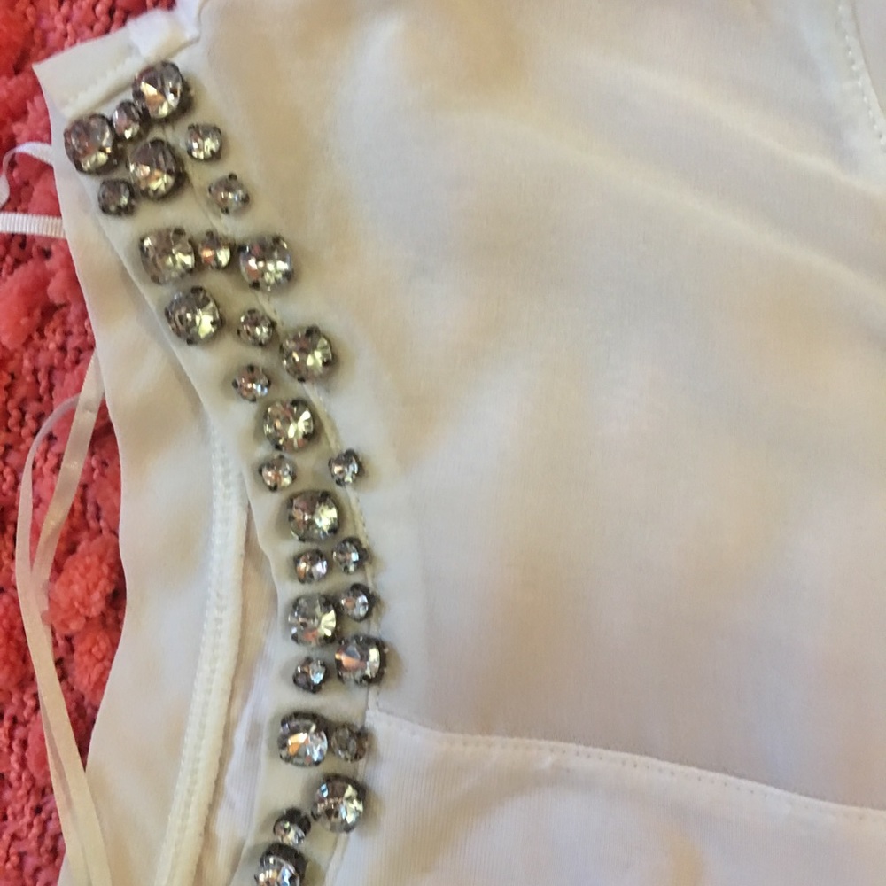 Express Top - Picture 2 of 7